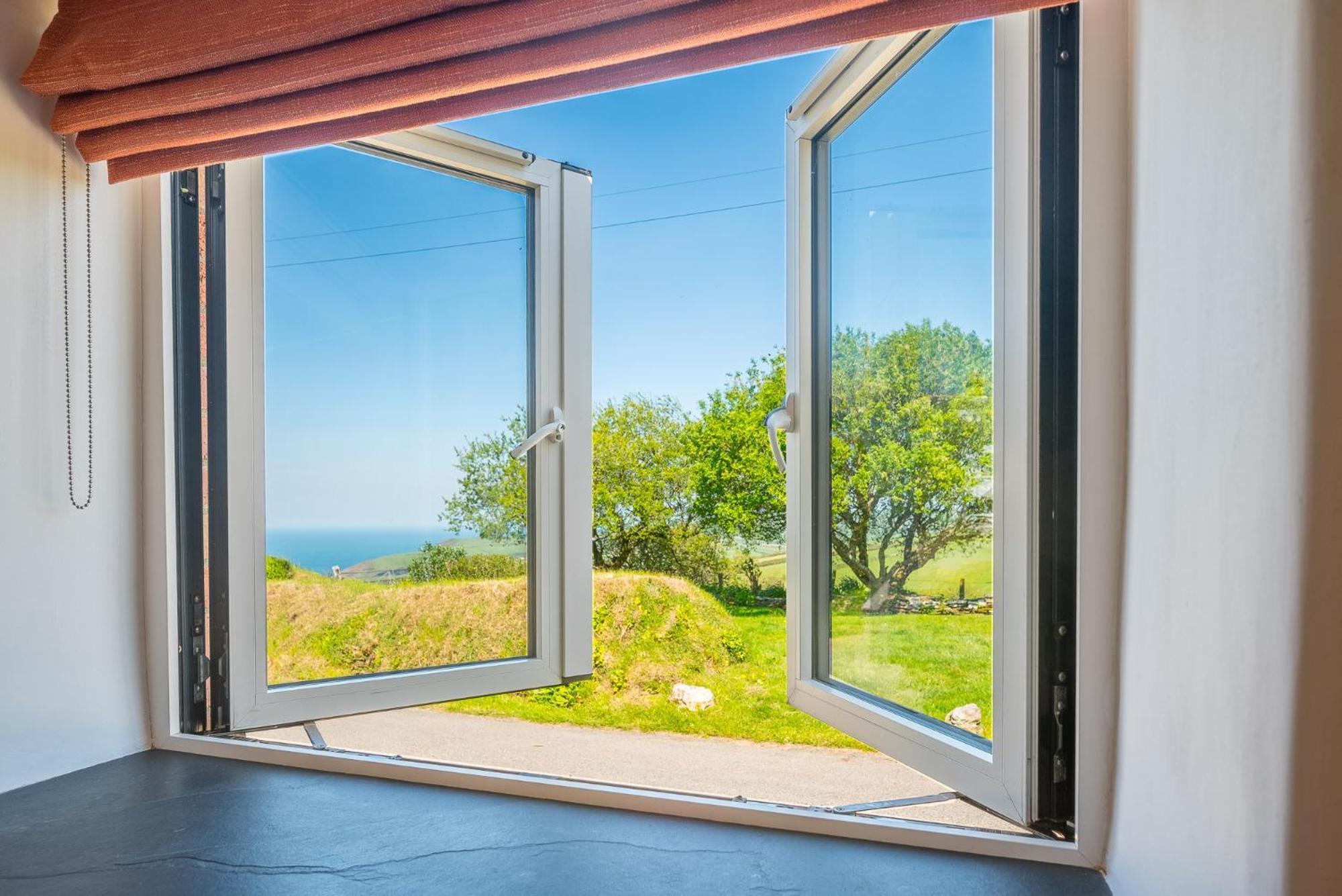 בוסקאסל Polrunny Farm Seaberry Cottage With A Sea View And Log Burner מראה חיצוני תמונה